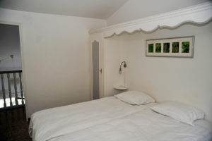 Holiday-Apartment-Eze-Bedroom-2