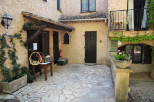 Self-Catering-Apartments-Provence-Bread-for-Breakfast